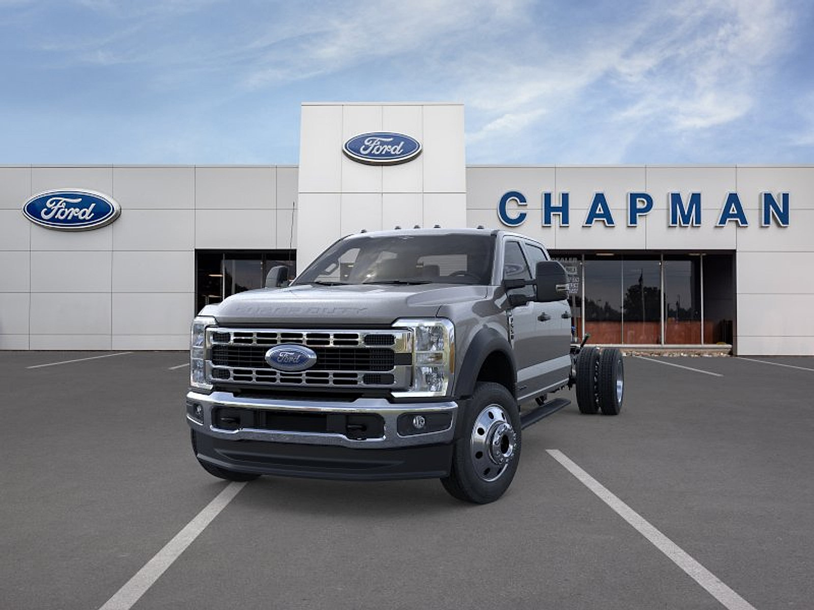 New 2026 Ford F550 4x4 Crew Cab Super Duty w/ XLT Value Package image 2