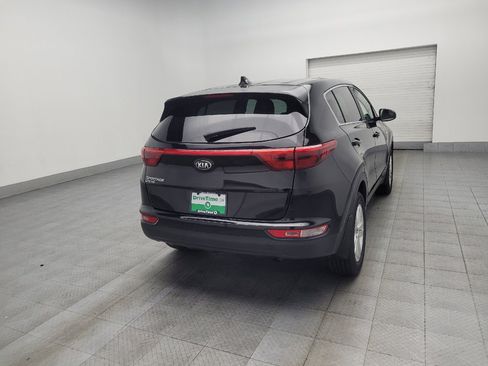 Used 2019 Kia Sportage LX image 9