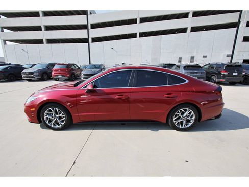Certified 2023 Hyundai Sonata SEL w/ Preferred Accessory Package FWD image 5