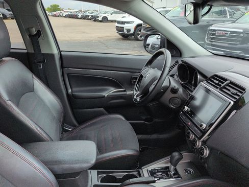Used 2024 Mitsubishi Outlander Sport AWD image 7