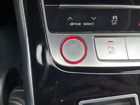 Used 2020 Audi SQ8 Prestige AWD/4WD image 30