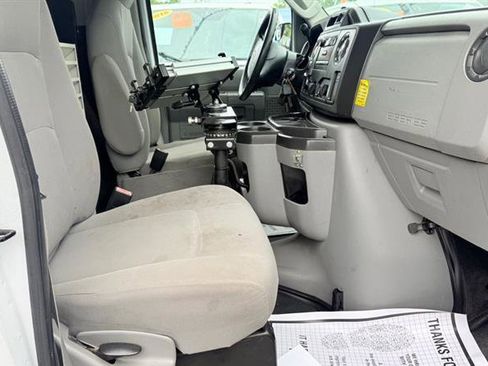 Used 2013 Ford E-350 and Econoline 350 Super Duty w/ Commercial Cargo Van Pkg RWD image 8