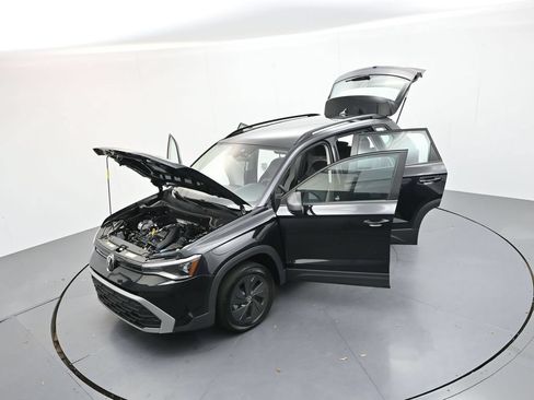 Used 2025 Volkswagen Taos S FWD image 33