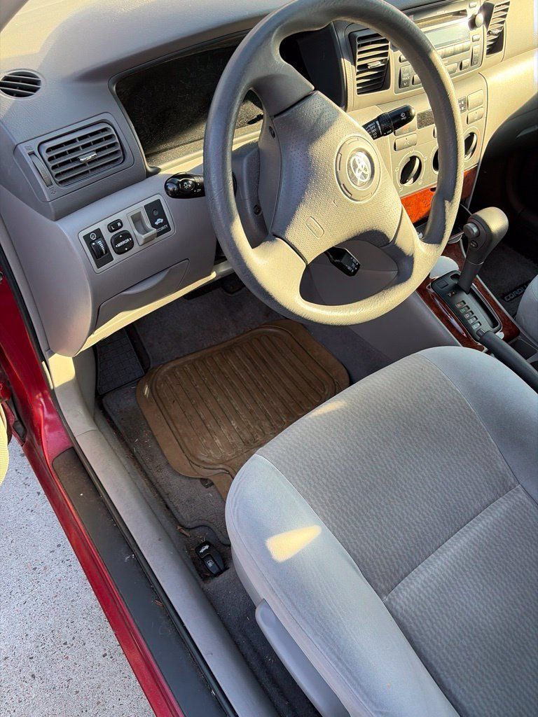 Used 2007 Toyota Corolla LE FWD image 9