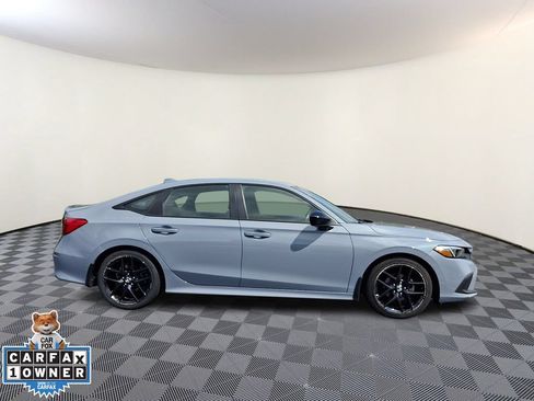 Used 2024 Honda Civic Sport image 10