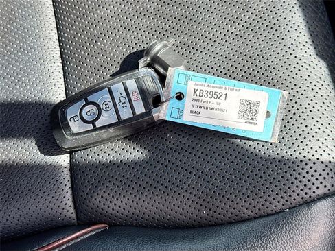 Used 2021 Ford F150 Lariat image 31