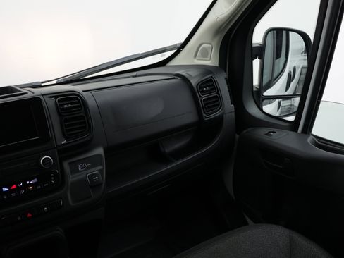 Used 2025 RAM ProMaster 2500 w/ Convenience Group FWD image 28