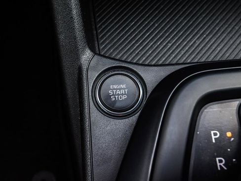 Used 2025 Kia K4 LXS image 11