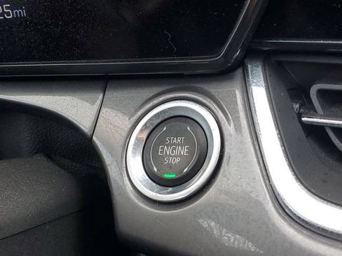 Certified 2024 Chevrolet Trax ACTIV FWD image 23