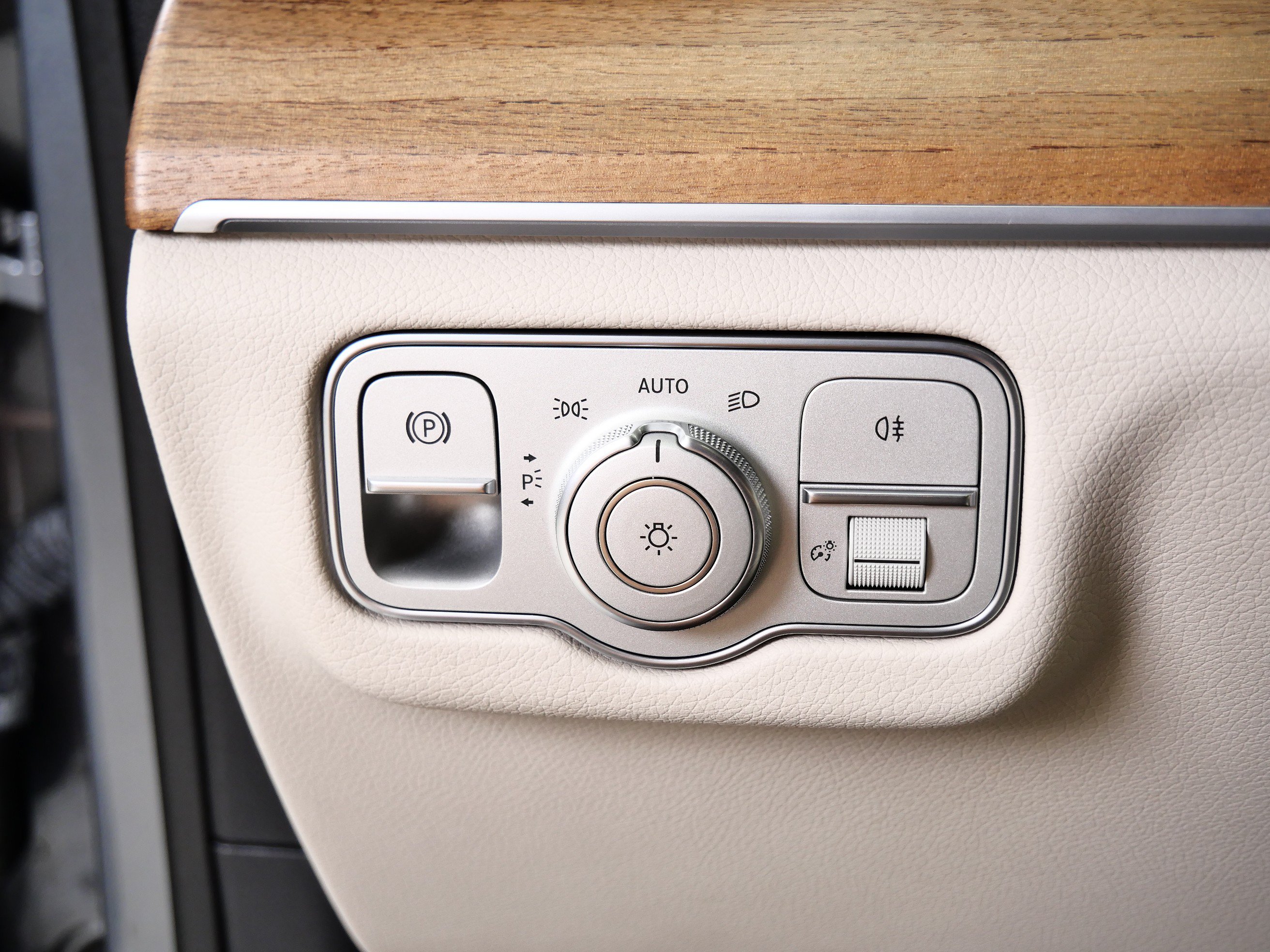 Certified 2023 Mercedes-Benz GLE 350 4MATIC image 25