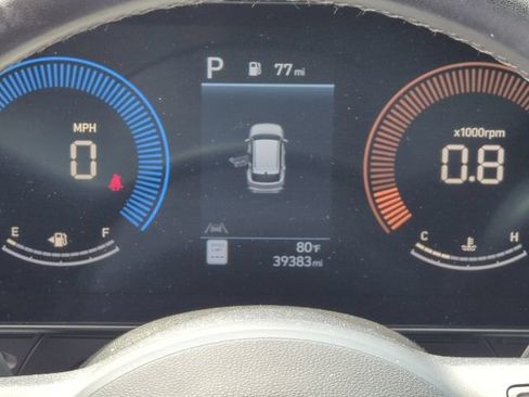 Used 2025 Hyundai Kona SEL FWD image 7