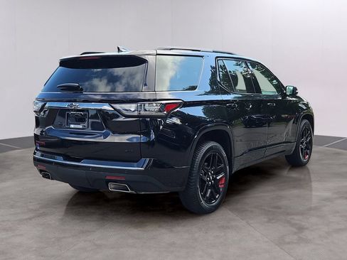 Used 2019 Chevrolet Traverse Premier w/ Redline Edition AWD/4WD image 4