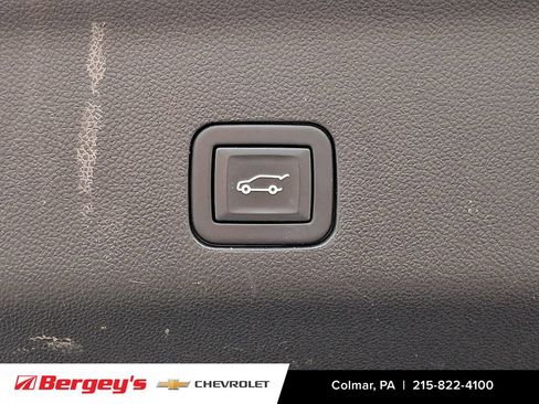 Certified 2024 Chevrolet Suburban LT AWD/4WD image 33