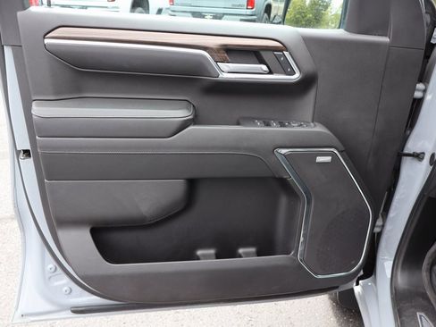 Used 2024 Chevrolet Silverado 1500 LT Trail Boss w/ LT Trail Boss Premium Package image 20