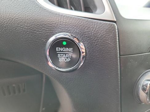 Used 2020 Ford Edge ST-Line w/ Cold Weather Package image 13