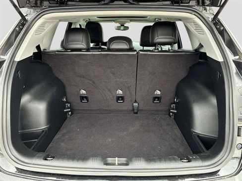 Used 2017 Jeep Compass Limited w/ Navigation Group image 12