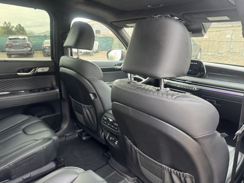 Used 2023 Hyundai Palisade Calligraphy w/ Cargo Package FWD image 19