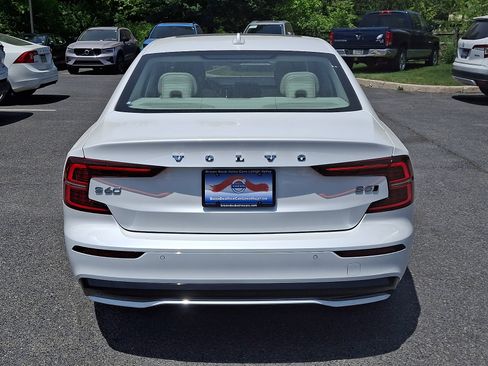 Used 2024 Volvo S60 B5 Core w/ Climate Package AWD/4WD image 5