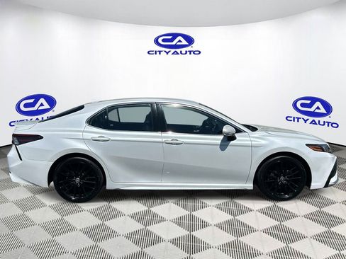 Used 2023 Toyota Camry XSE image 2