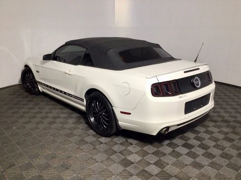 Used 2013 Ford Mustang GT image 9