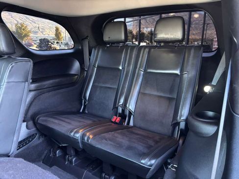 Used 2018 Dodge Durango GT image 32