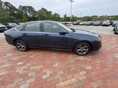 Certified 2023 Honda Accord EX image 37