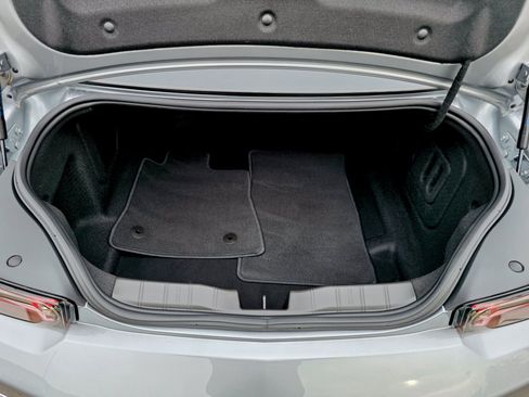 Used 2023 Chevrolet Camaro LT w/ RS Package image 50