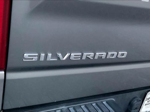 Used 2020 Chevrolet Silverado 1500 Custom w/ Custom Value Package RWD image 29