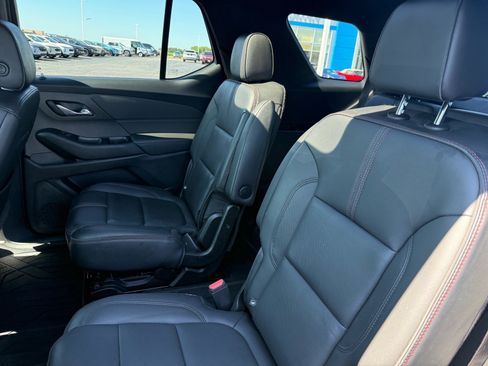 Used 2023 Chevrolet Traverse RS w/ LPO, Floor Liner Package AWD/4WD image 16