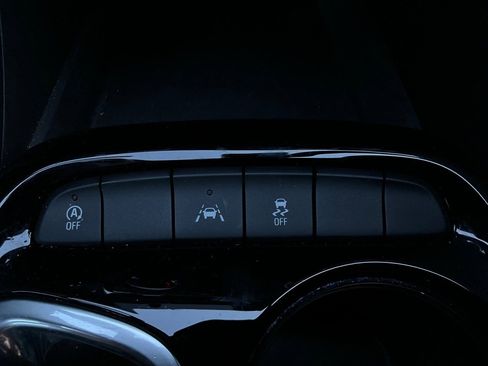 Used 2025 Buick Encore GX Preferred image 23