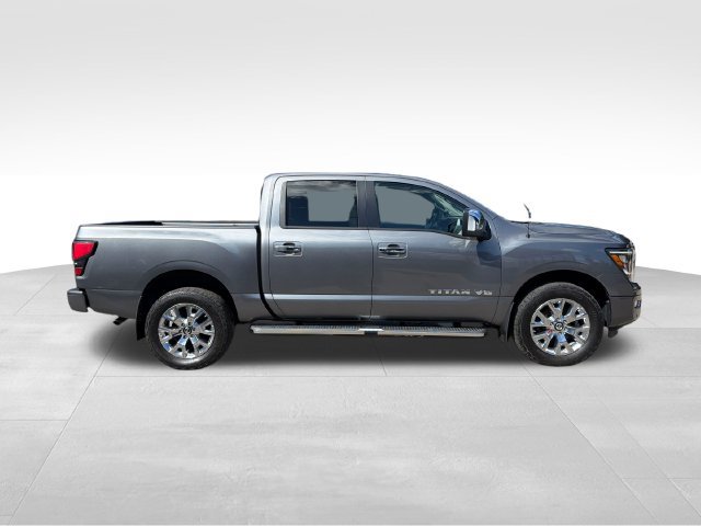 Used 2020 Nissan Titan SL w/ Moonroof Package AWD/4WD image 2