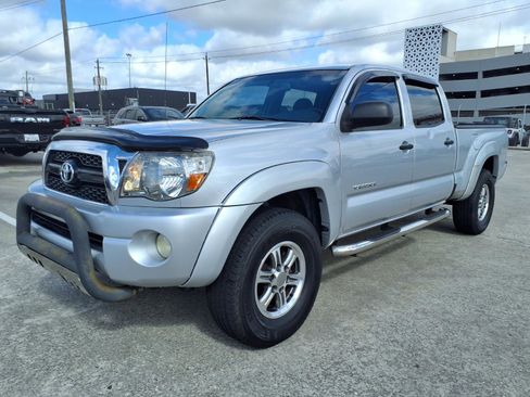 Used 2011 Toyota Tacoma PreRunner w/ SR5 Pkg #2 image 20