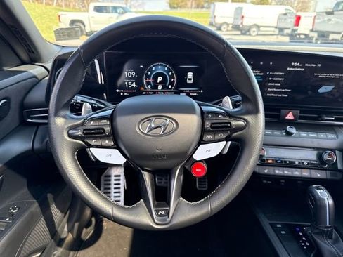 Used 2022 Hyundai Elantra N image 20