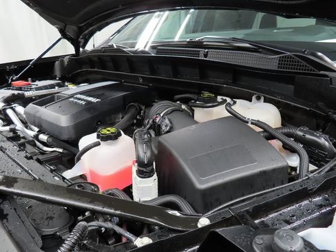 Used 2025 GMC Sierra 1500 AT4 image 27