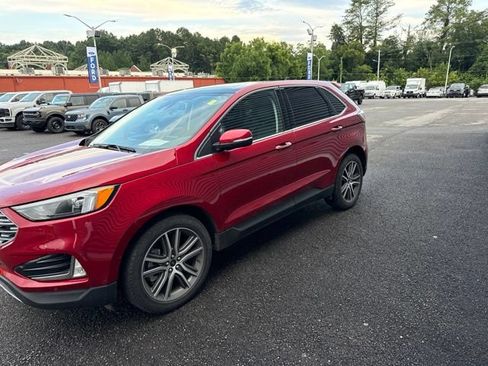Used 2024 Ford Edge Titanium AWD/4WD image 2