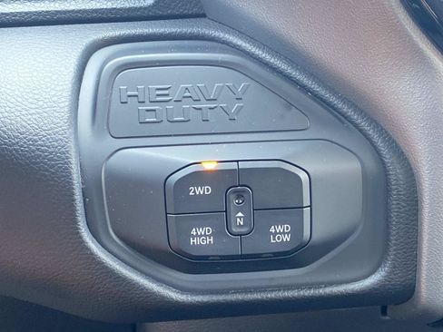Used 2026 RAM 2500 Big Horn AWD/4WD image 33