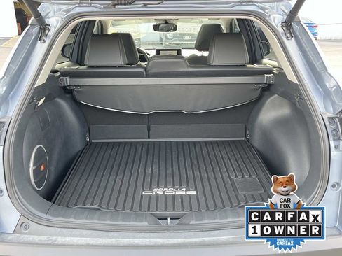 Used 2025 Toyota Corolla Cross XLE w/ Convenience Package image 19
