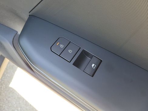 New 2026 Kia K4 FWD image 11