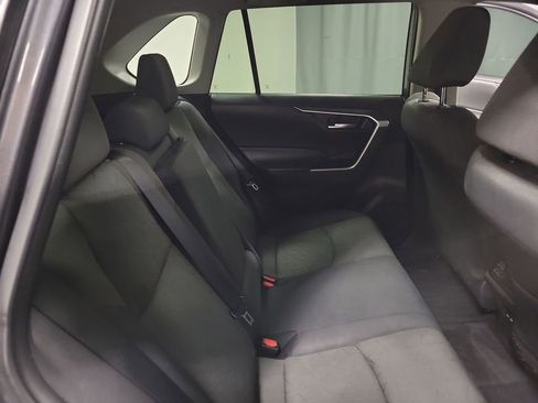 Used 2022 Toyota RAV4 XLE image 21