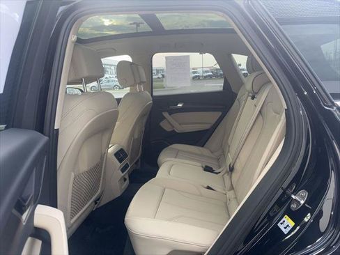 Used 2025 Audi Q5 2.0T Premium Plus w/ Premium Plus Package AWD/4WD image 18