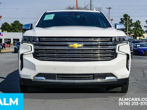 Used 2024 Chevrolet Suburban Premier RWD image 10