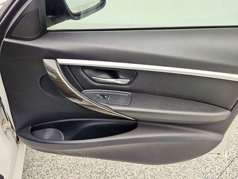 Used 2016 BMW 328i Sedan image 25