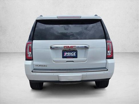 Used 2019 GMC Yukon Denali image 7
