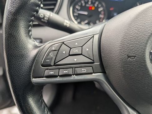 Certified 2022 Nissan Rogue Sport SL image 17