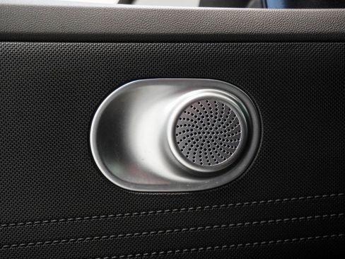 Used 2024 Hyundai Elantra SEL image 19