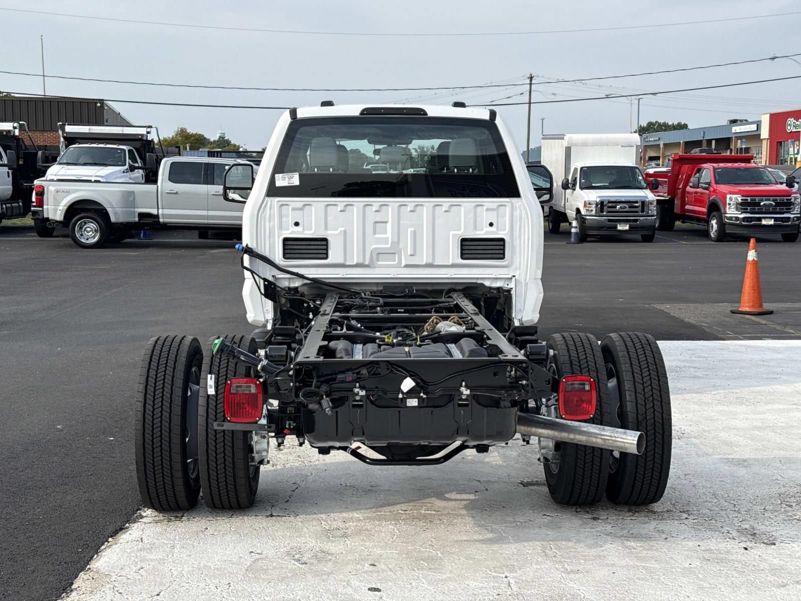 New 2026 Ford F550 4x4 SuperCab Super Duty image 4