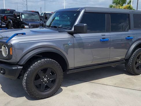 Used 2023 Ford Bronco Black Diamond AWD/4WD image 4