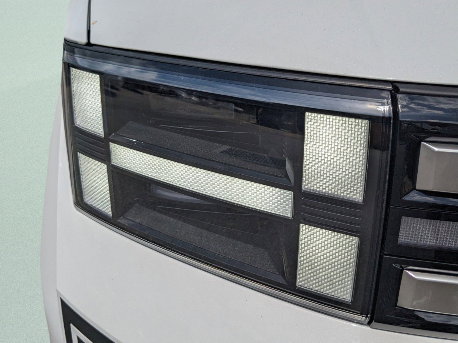 New 2027 Hyundai Santa Fe SE FWD image 13