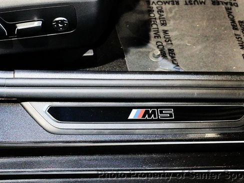 Used 2025 BMW M5 AWD/4WD image 37