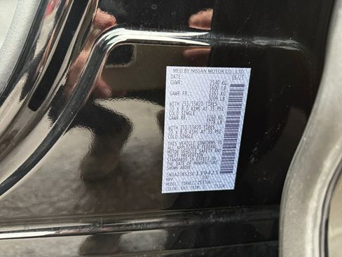 Certified 2025 Nissan Murano SV w/ Cargo Package image 24